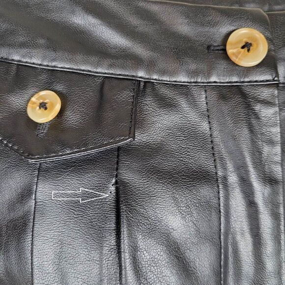 Blank NYC Faux Leather Pleated Trousers Cropped Pants Black Size 26 - Picture 10 of 14